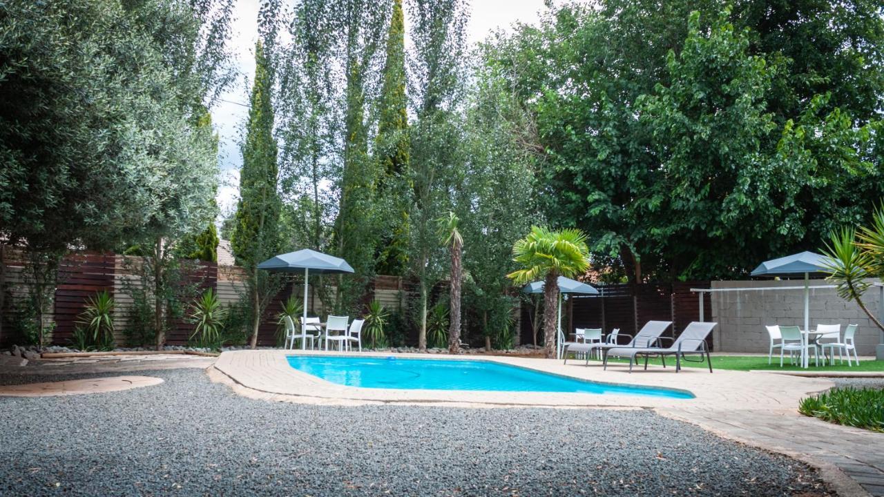 Parkhill Luxury Accommodation Bloemfontein Bagian luar foto