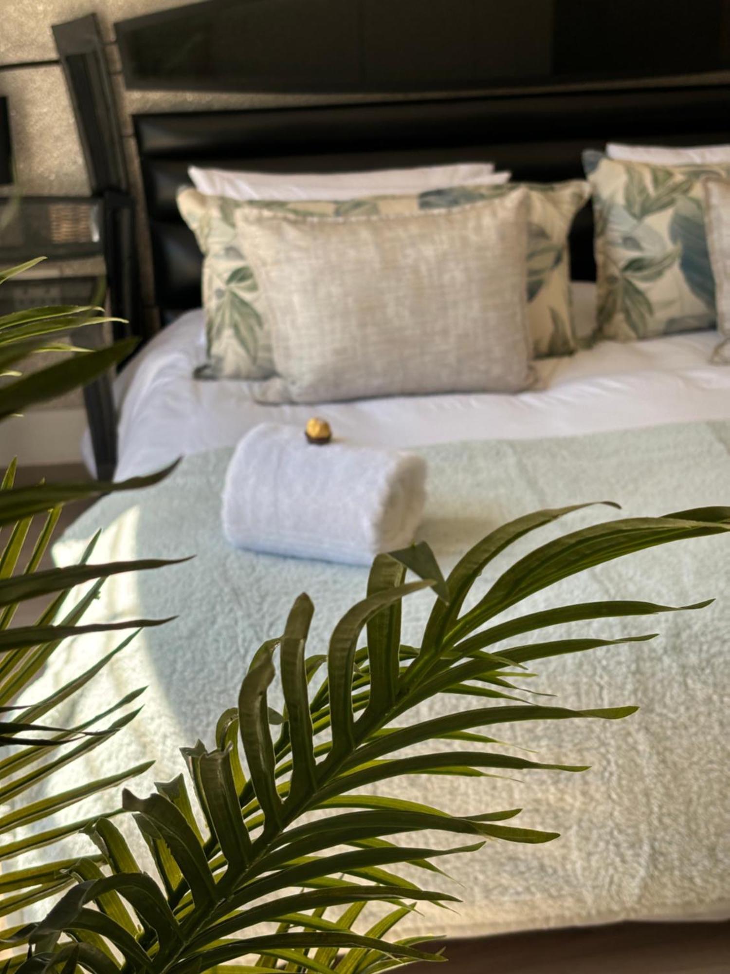 Parkhill Luxury Accommodation Bloemfontein Bagian luar foto