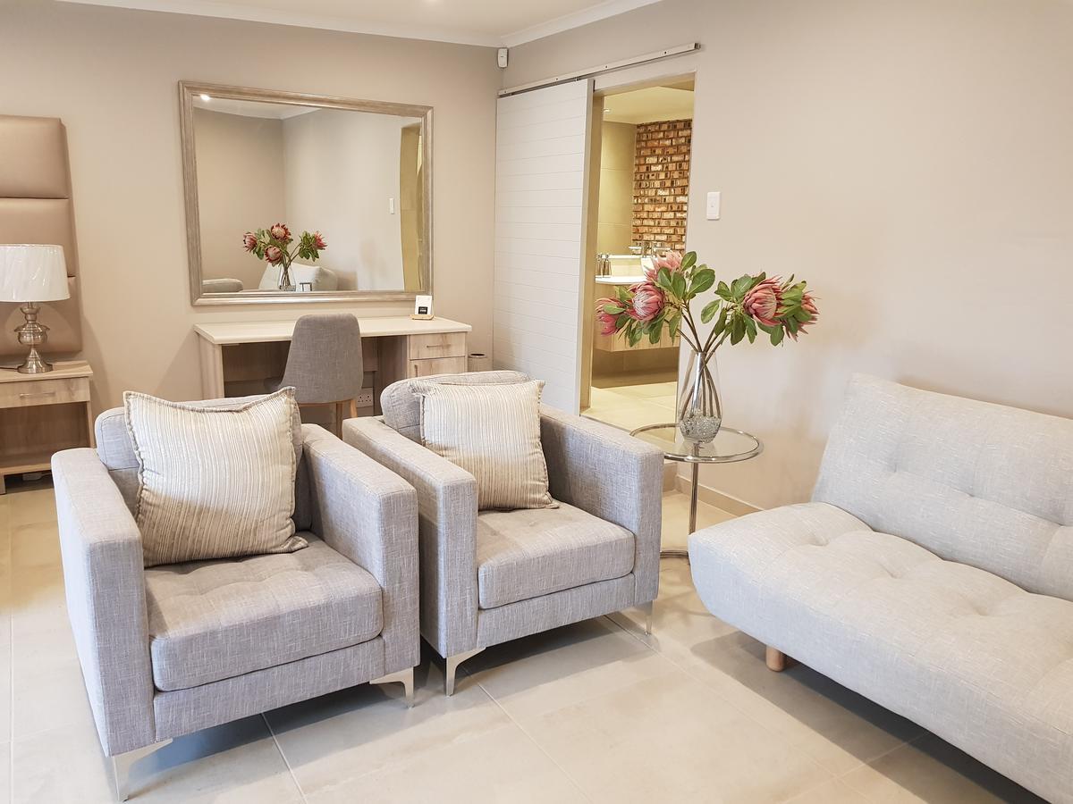Parkhill Luxury Accommodation Bloemfontein Bagian luar foto